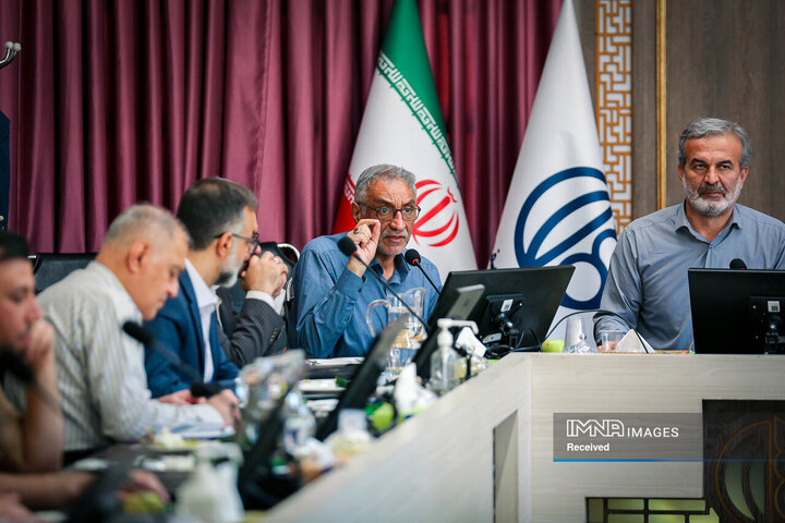 سید مهدی ابطحی رئیس دانشگاه صنعتی اصفهان