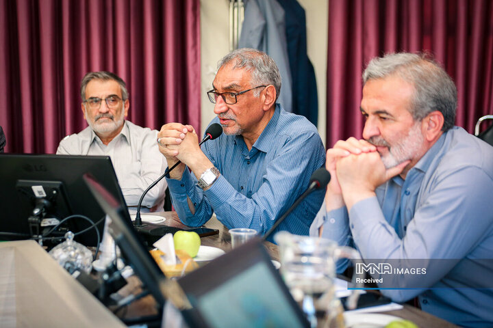 سید مهدی ابطحی رئیس دانشگاه صنعتی اصفهان