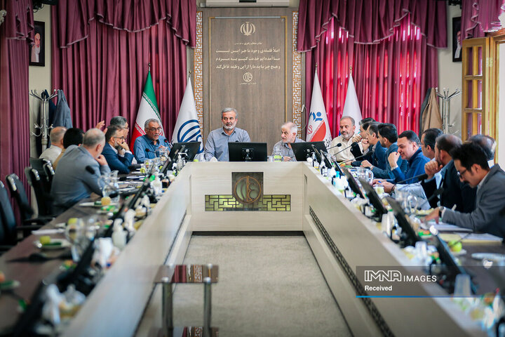 نشست کمیسیون هوشمندسازی و حمل‌ونقل شهری شورای اسلامی شهر اصفهان