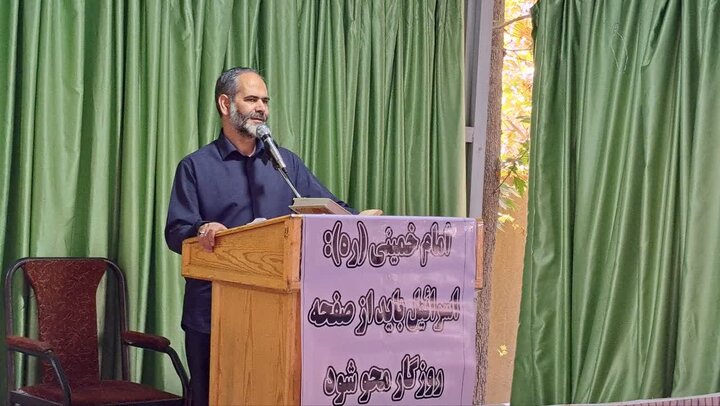 ایران هرگز از حقوق هسته‌ای خود کوتاه نمی‌آید