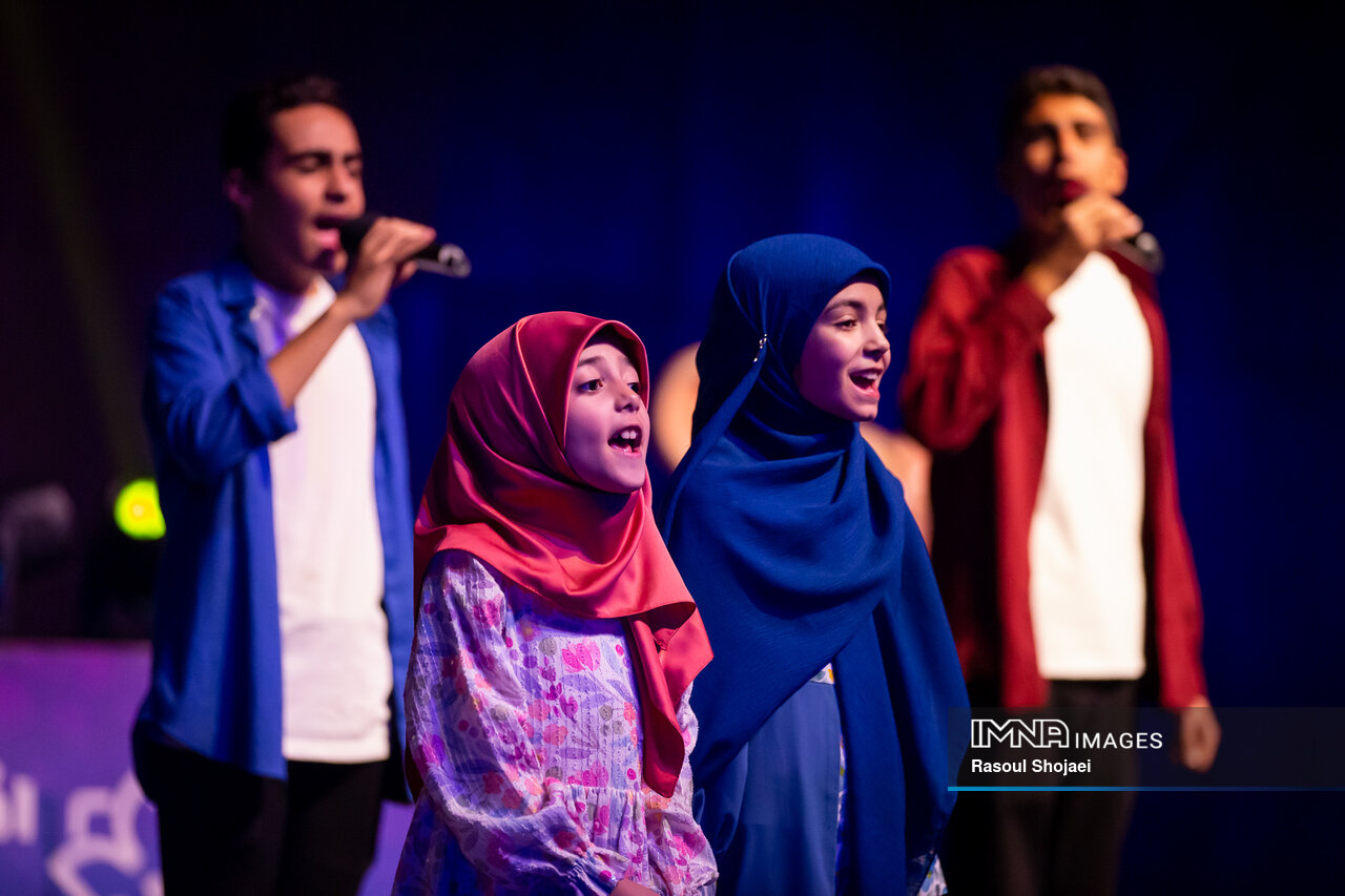 روایت شور و شکوه آیینی برای کودکان و نوجوانان در اصفهان