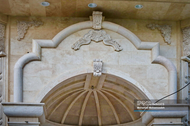 سیمای شهری قم در اسارت نماهای غربی