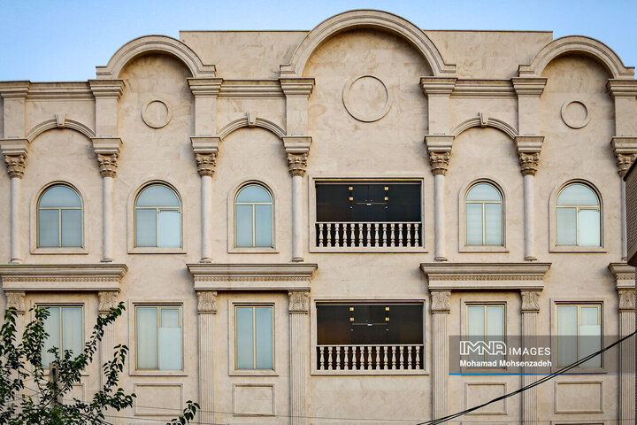 سیمای شهری قم در اسارت نماهای غربی