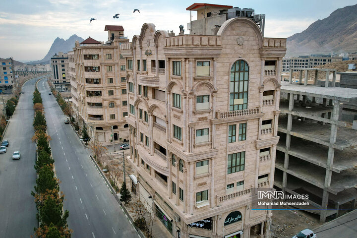 سیمای شهری قم در اسارت نماهای غربی