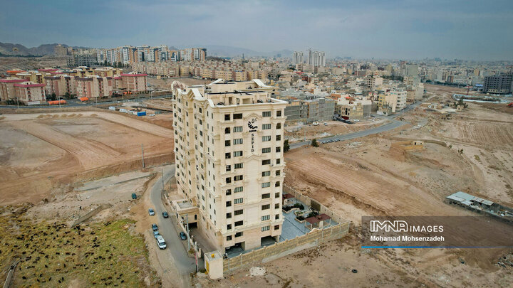 سیمای شهری قم در اسارت نماهای غربی