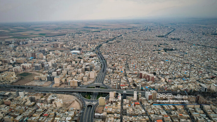 سیمای شهری قم در اسارت نماهای غربی