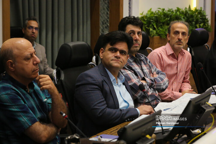 طبیعت با خشکسالی و فرونشست به سیاست‌های غلط پاسخ می‌دهد