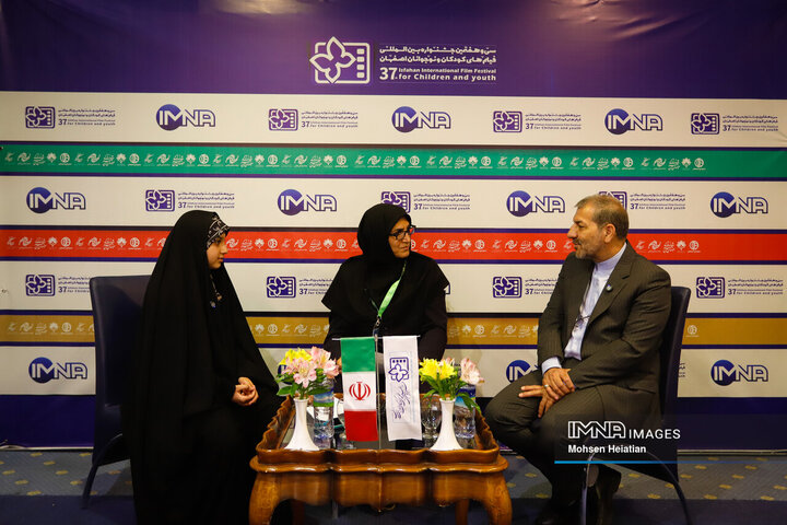 کودکانی که در میان ویرانی لبخند زدند؛ روایت مقاومت و امید