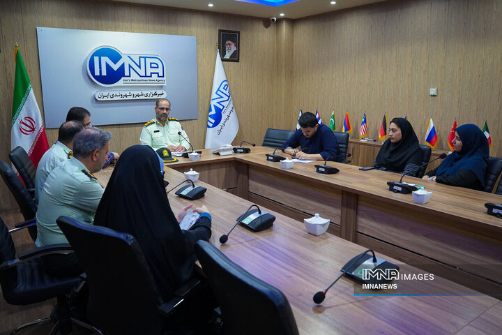 حضور معاون وظیفه عمومی فرماندهی انتظامی استان اصفهان در خبرگزاری ایمنا
