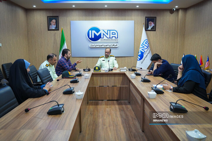 حضور معاون وظیفه عمومی فرماندهی انتظامی استان اصفهان در خبرگزاری ایمنا
