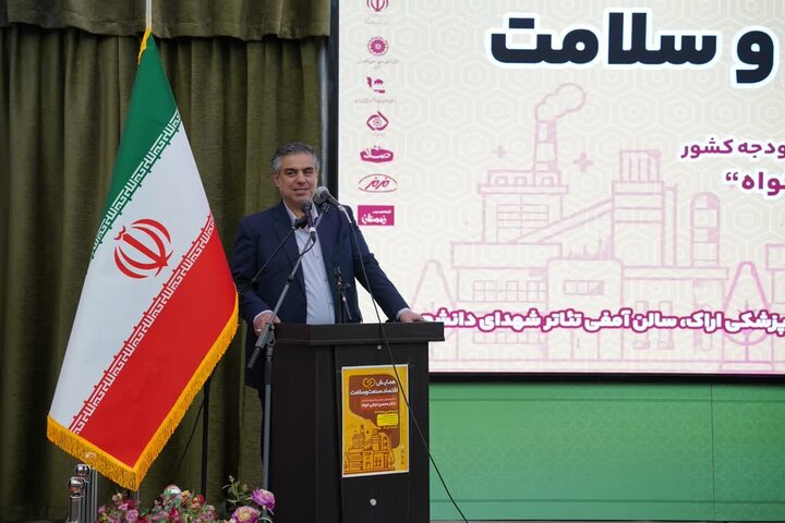 حوزه سلامت هم‌پای سایر بخش‌ها از ظرفیت‌های تولیدی و صنعتی بهره‌مند شود