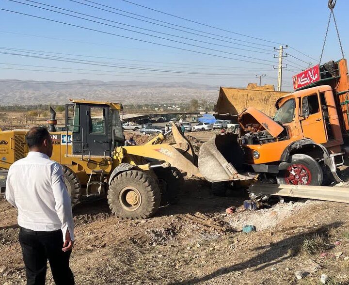 تصادف زنجیره‌ای در جاده دماوند ۲۳ مصدوم برجای گذاشت