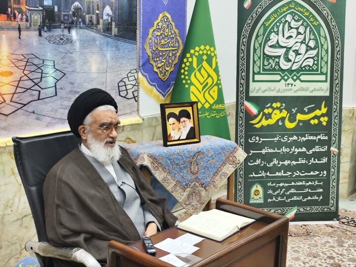 اشرار در جامعه باید احساس ناامنی کنند