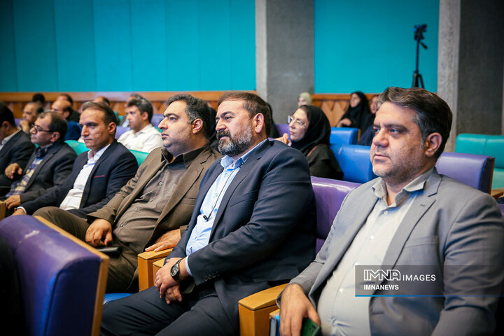 همایش تجلیل از نمونه‌های ترافیکی شهر اصفهان