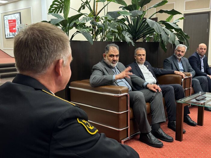 سفر فرمانده نیروی دریایی ارتش به روسیه برای شرکت در اجلاس خزری