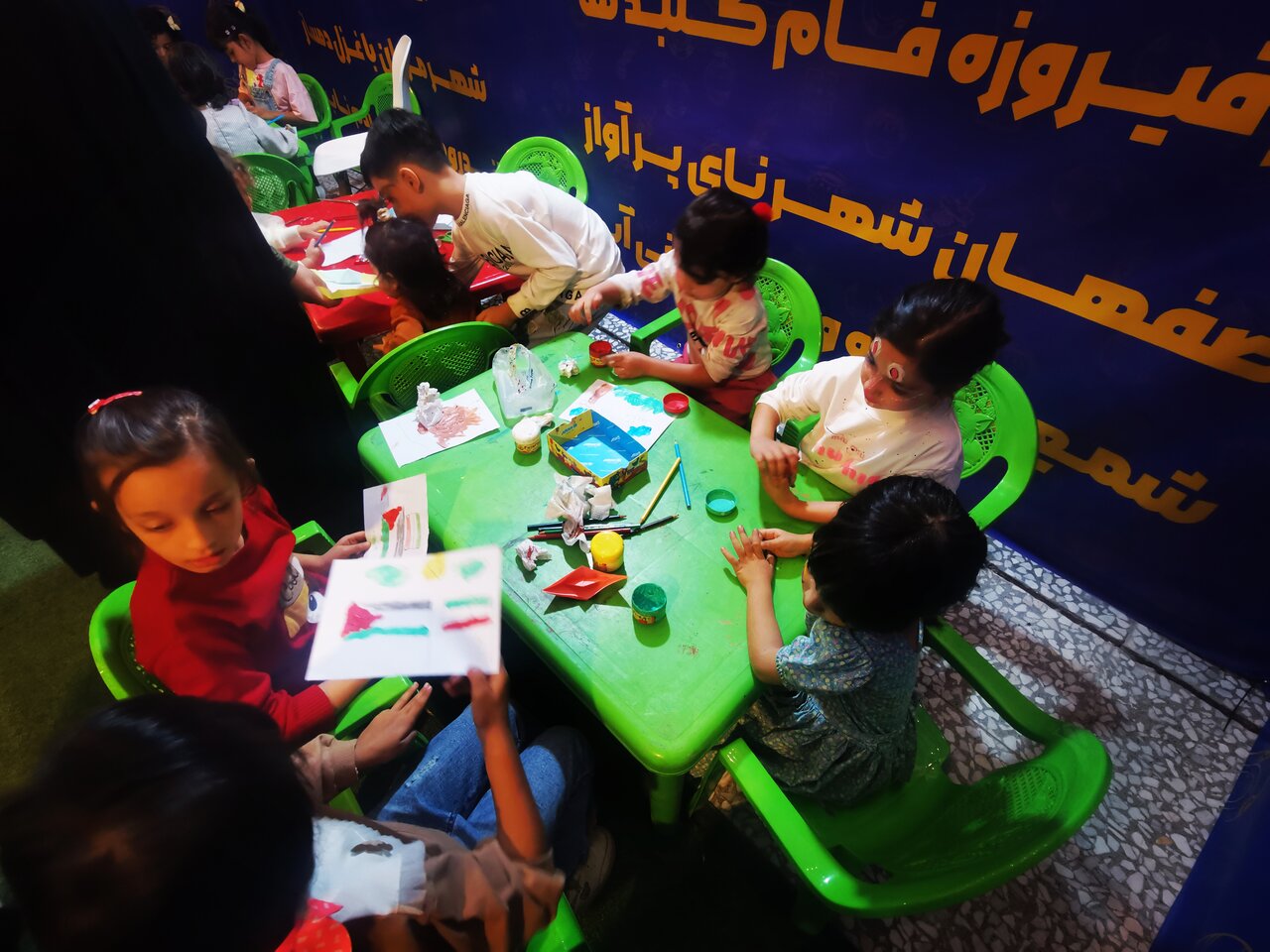 روایتی از شب لبخندها در اصفهان