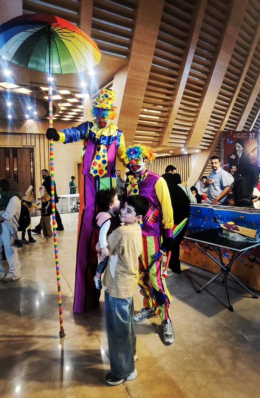 روایتی از شب لبخندها در اصفهان