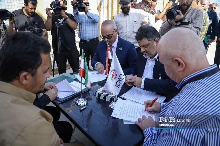 از دل خاک تا افلاک؛ استقبال از پیکر ۴۶ شهید دفاع مقدس