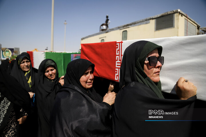 از دل خاک تا افلاک؛ استقبال از پیکر ۴۶ شهید دفاع مقدس