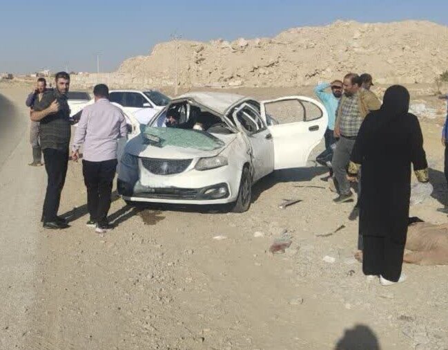 واژگونی ساینا در محور نطنز - طرق ۵ مصدوم برجای گذاشت