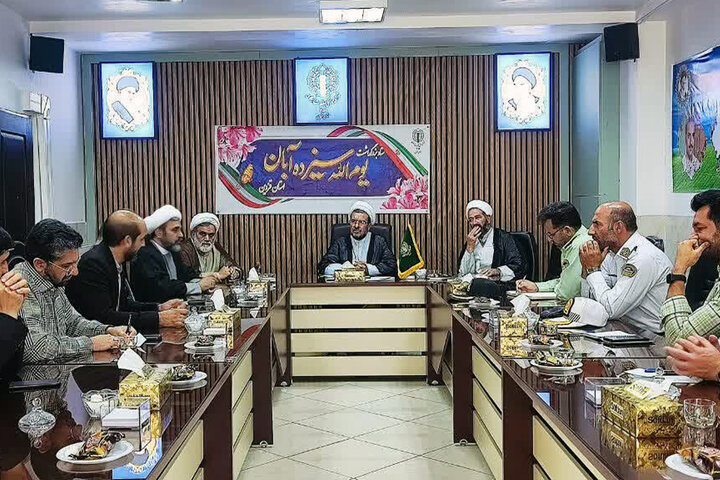 ۱۳ آبان چراغ راهی برای تداوم مبارزه‌ هوشمندانه با مستکبران است