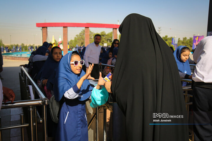 کودکانه‌های شاد در شهر رویاها