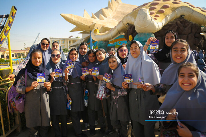 کودکانه‌های شاد در شهر رویاها