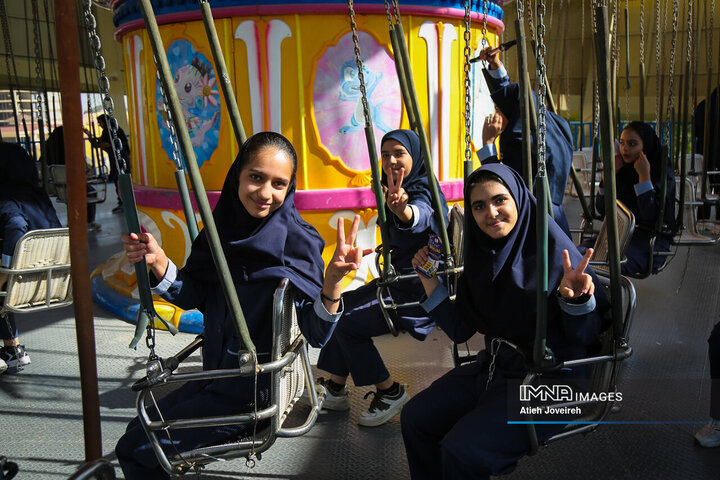 کودکانه‌های شاد در شهر رویاها