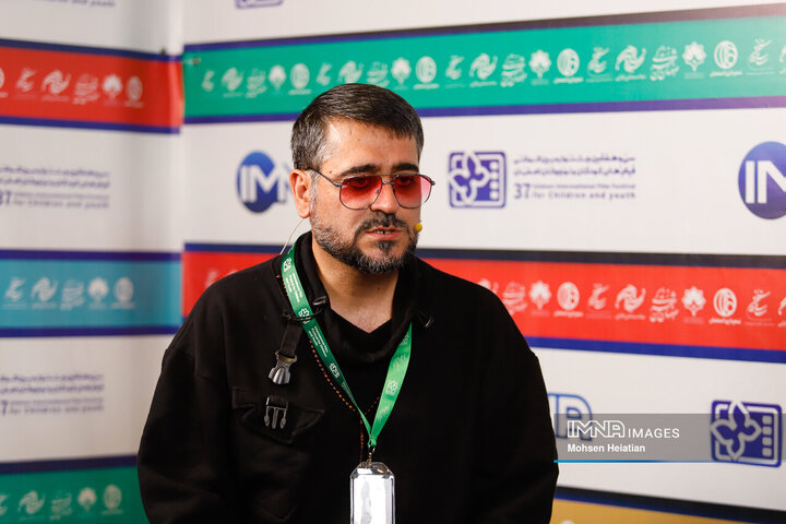 دوست داشتم در کاروان صمود بودم