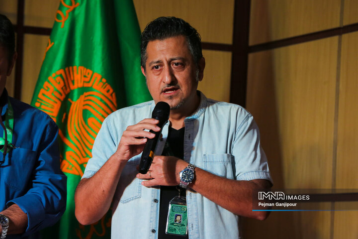 حضور عوامل سی‌و‌هفتمین جشنواره بین‌المللی فیلم‌های کودکان و نوجوانان در بیمارستان امام حسین(ع)