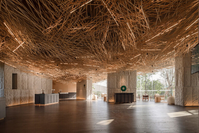 معماری سازگار با طبیعت؛ تلفیق سنت، نوآوری و پایداری