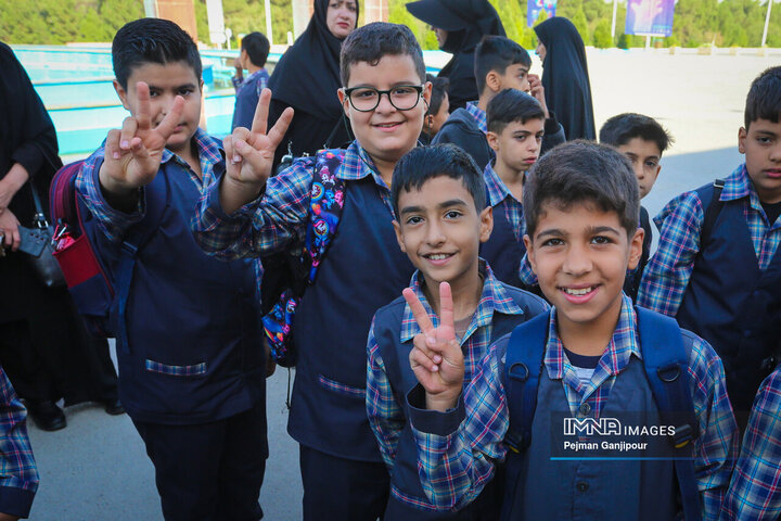 کودکانه‌های شاد در شهر رویاها