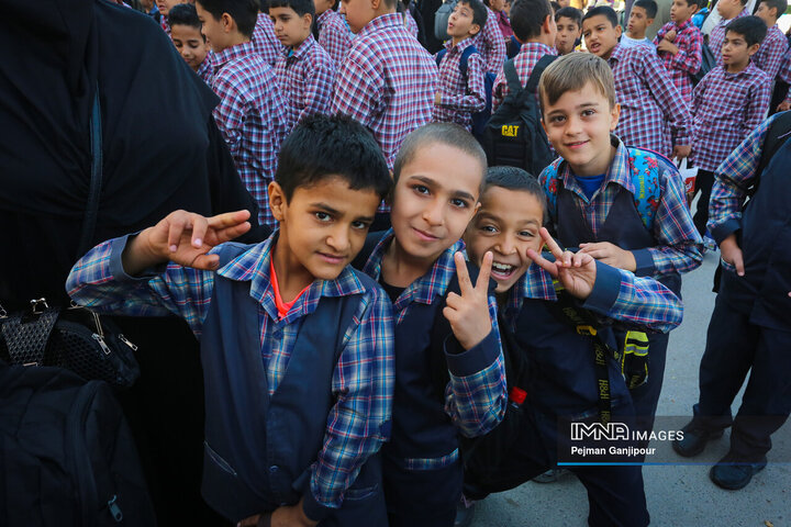 کودکانه‌های شاد در شهر رویاها