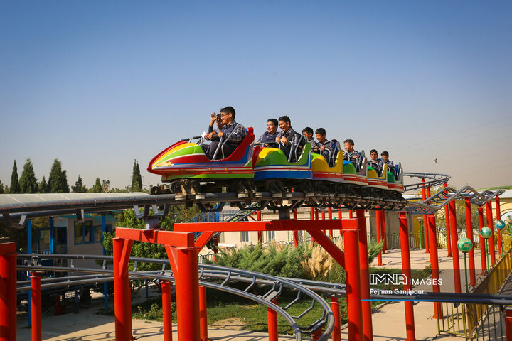 کودکانه‌های شاد در شهر رویاها