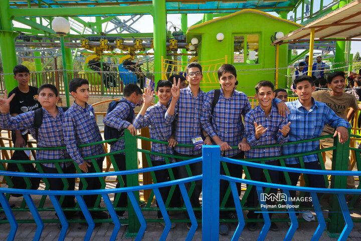 کودکانه‌های شاد در شهر رویاها