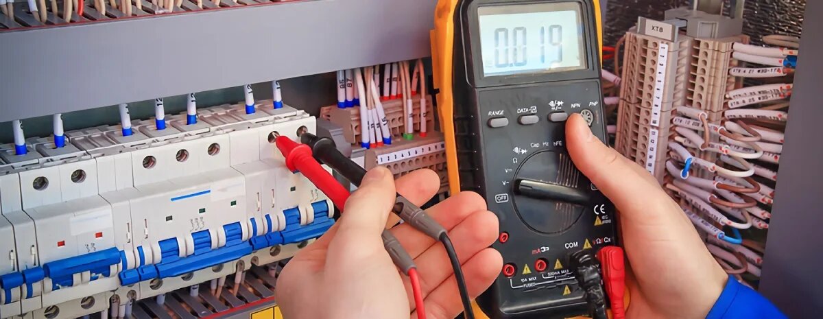 برقکار در تهران با خدمات فوری شبانه روزی