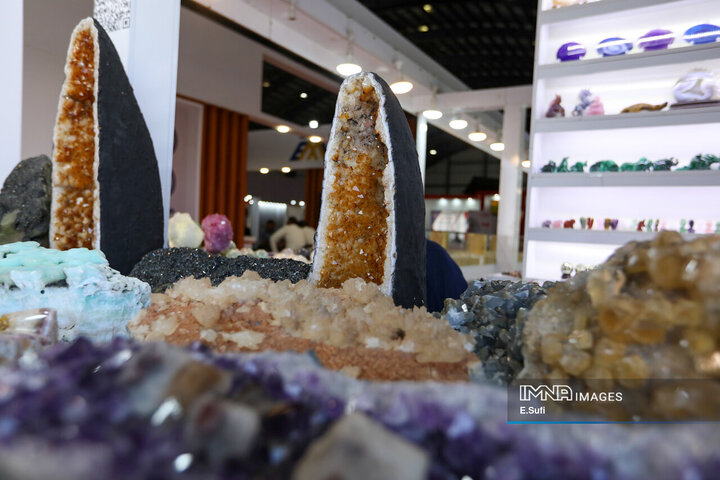 محلات، شهر سنگ و شکوه؛ میزبان نمایشگاه بین‌المللی سنگ ایران