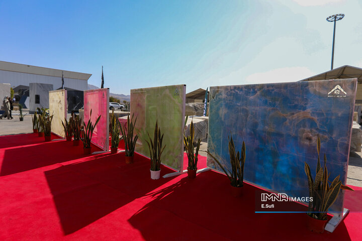 محلات، شهر سنگ و شکوه؛ میزبان نمایشگاه بین‌المللی سنگ ایران