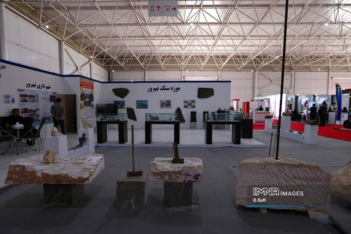 محلات، شهر سنگ و شکوه؛ میزبان نمایشگاه بین‌المللی سنگ ایران