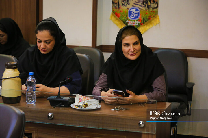 نشست خبری رئیس کمیسیون اقتصادی، سرمایه گذاری و گردشگری شورای اسلامی شهر اصفهان