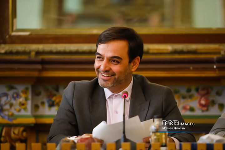جلسه هیئت امنای مجتمع فرهنگی مطبوعاتی اصفهان