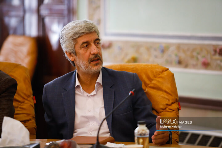 جلسه هیئت امنای مجتمع فرهنگی مطبوعاتی اصفهان
