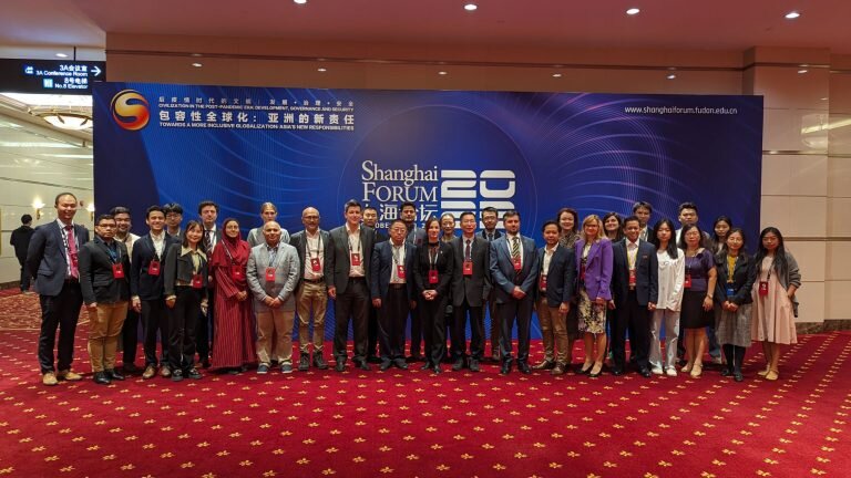 راهبردهای نوین خلق فرصتهای شغلی در کلانشهرهای جهان