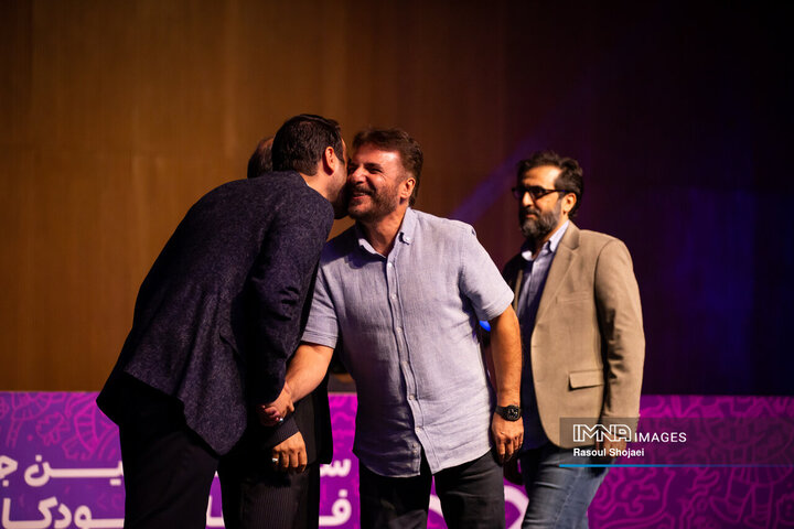 مراسم اختتامیه سی‌وهفتمین جشنواره بین‌المللی فیلم‌های کودکان و نوجوانان