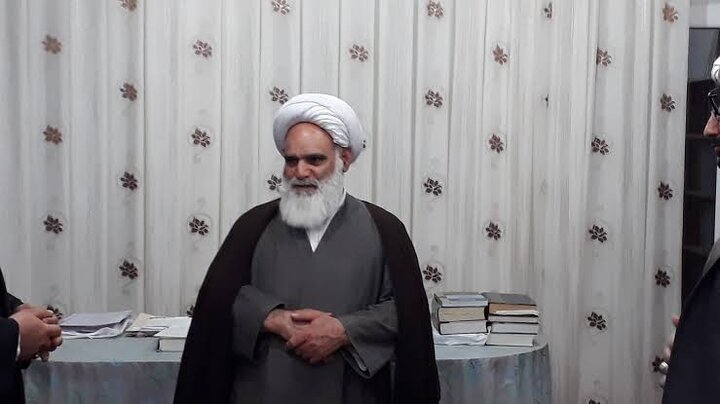 علامه حسن‌زاده آملی الگویی ربانی و خلیفة‌اللهی بود