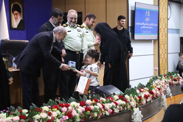 اقتدار و مهربانی دو ویژگی اساسی پلیس است 