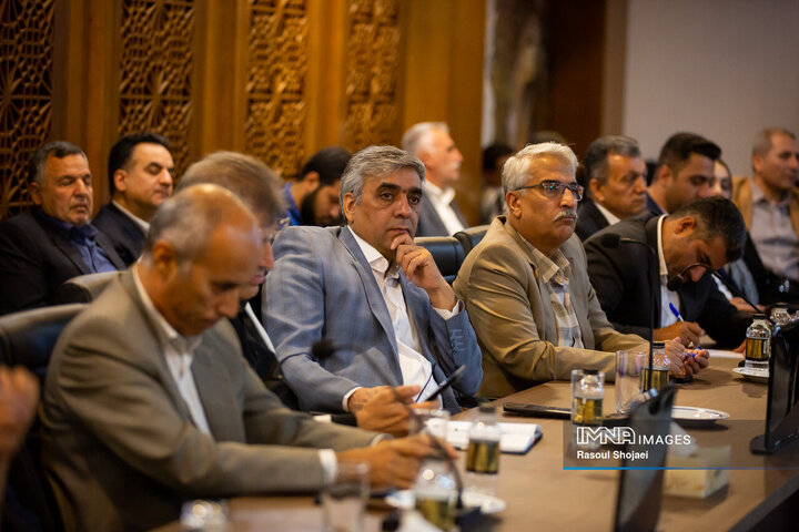 همایش روز ملی زاینده رود