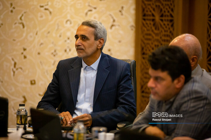 عباس مقتدایی نماینده مردم اصفهان در مجلس