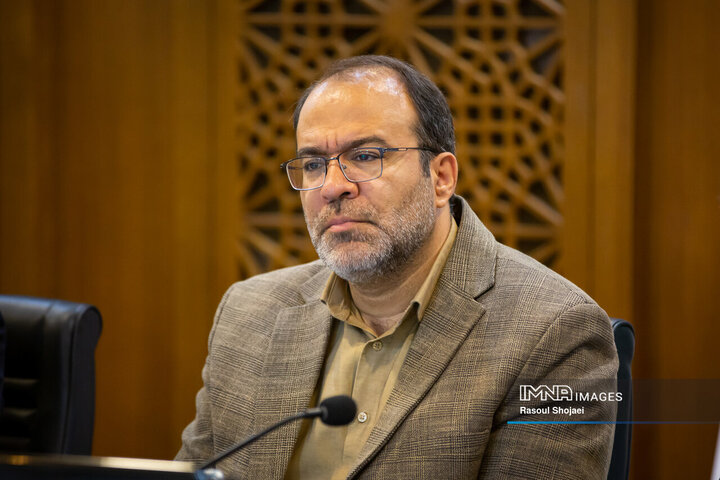 مهدی طغیانی نماینده مردم اصفهان در مجلس