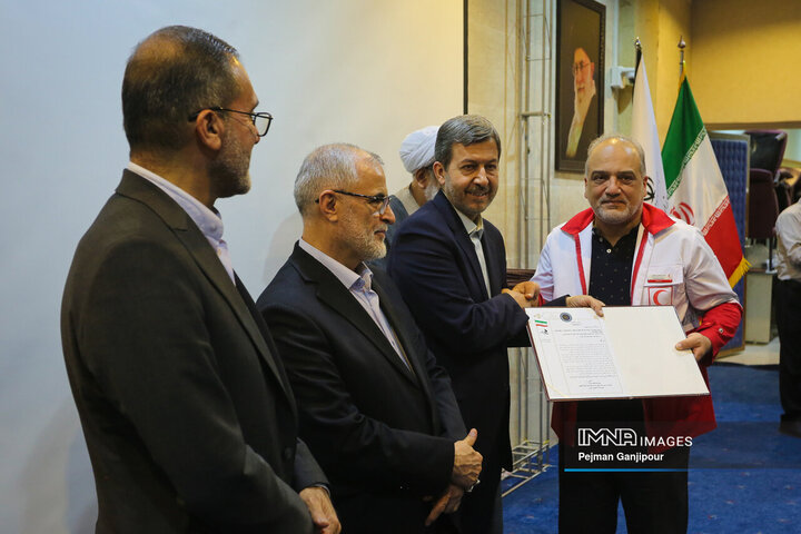 مراسم تقدیر از موکب‌داران اربعین در اصفهان